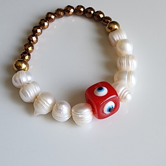 Pearl - Hematite Beaded Bracelet - Picture 2 of 5